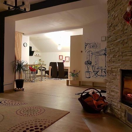Cristina House Apartment Брашов Екстериор снимка